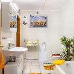 Alt Apartment