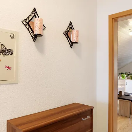 Alt * Naumburg (Hessen)